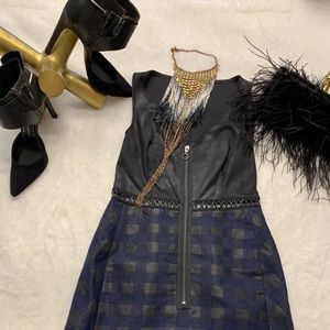 RACHEL Rachel Roy size 4 classy 🔥